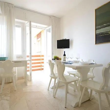 Le Finestre Villa *